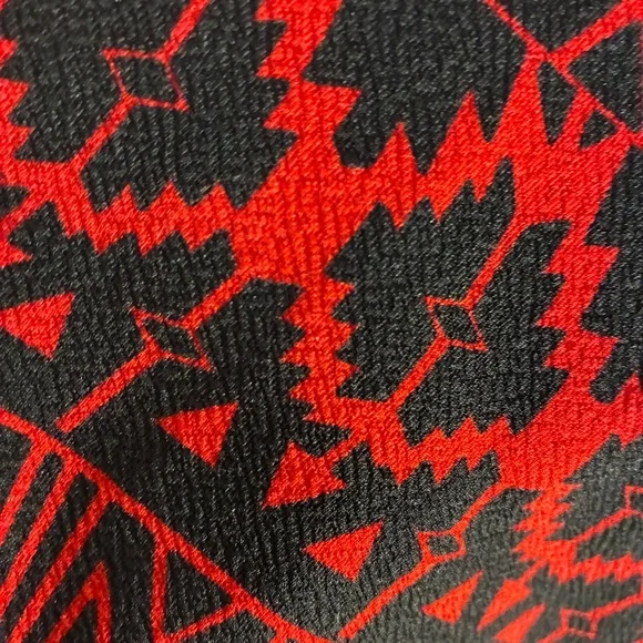 ⚡️3 for 25⚡️ UK2LA Red & Black Geometric Pencil Skirt Medium - Picture 4 of 4